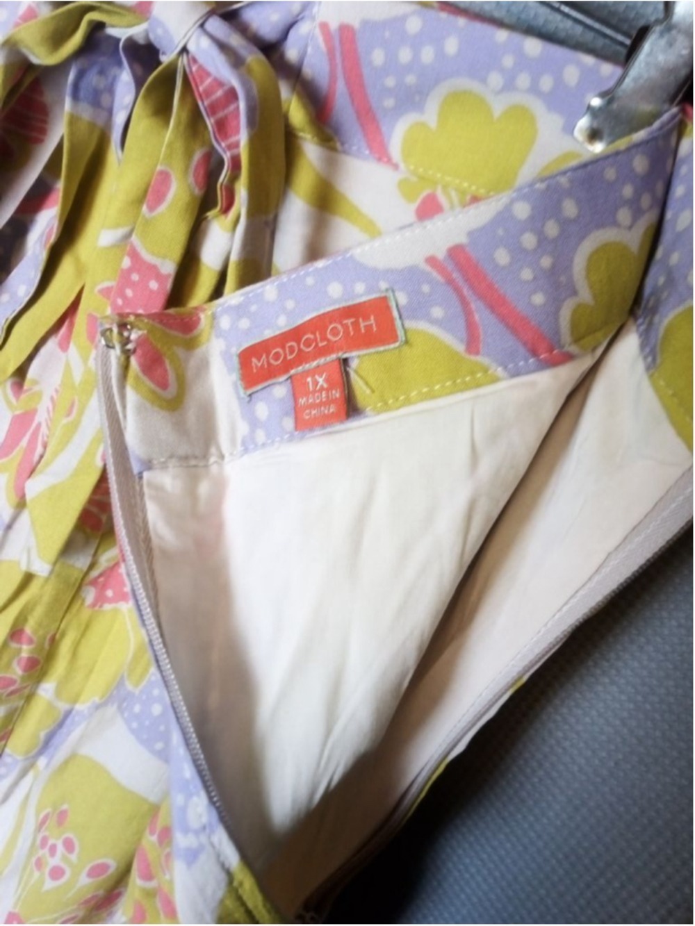 Modcloth Women's Yellow Purple Floral Skirt 1X - Picture 4 of 6